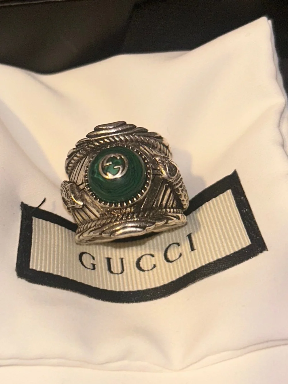 Gucci snake ring